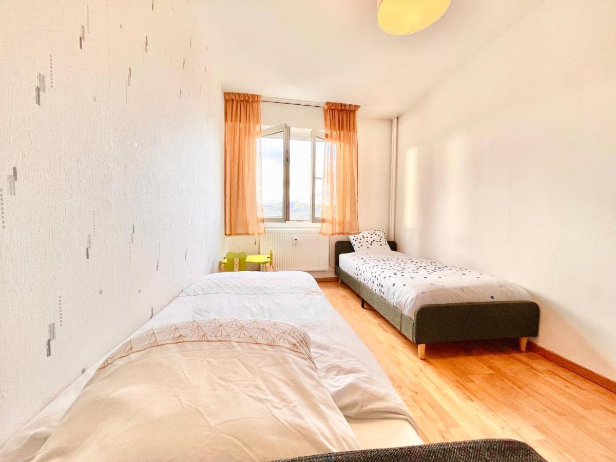 Colmar - La Cigogne - Balcon - Vue Degagee - Netflix - Wifi Fibre - Parking Gratuit - Quartier Populaire Apartment Ngoại thất bức ảnh