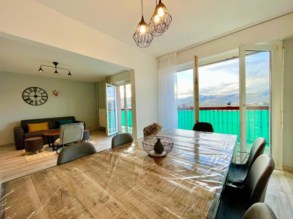 Colmar - La Cigogne - Balcon - Vue Degagee - Netflix - Wifi Fibre - Parking Gratuit - Quartier Populaire Apartment Ngoại thất bức ảnh