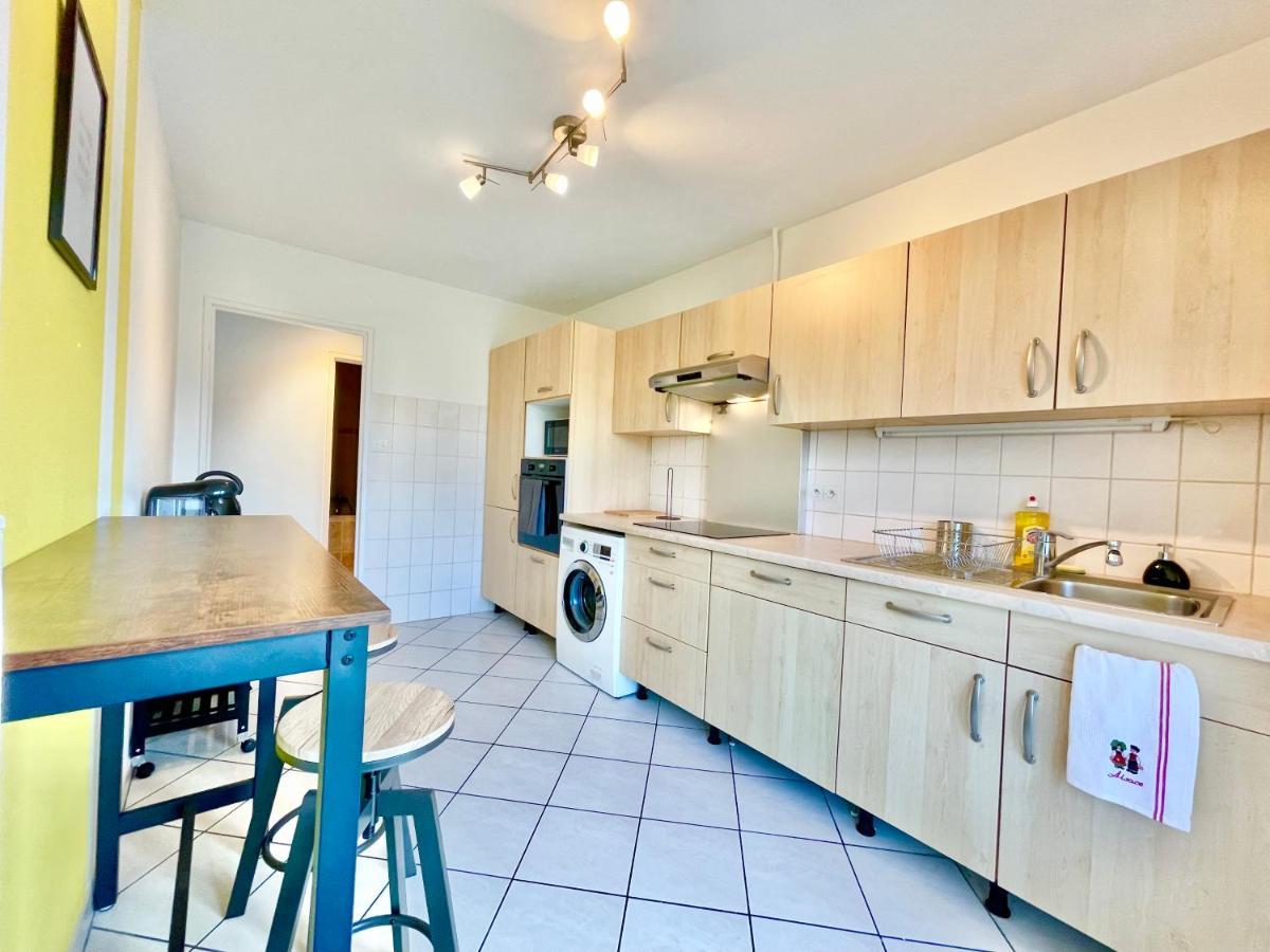 Colmar - La Cigogne - Balcon - Vue Degagee - Netflix - Wifi Fibre - Parking Gratuit - Quartier Populaire Apartment Ngoại thất bức ảnh